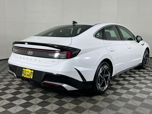 2026 Hyundai SONATA SEL