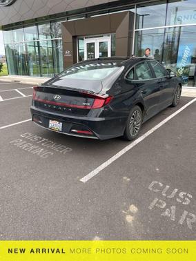 Onyx Black 2023 Hyundai SONATA Hybrid Limited