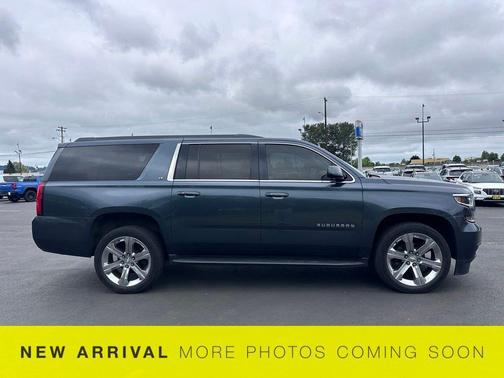 Shadow Gray Metallic 2019 Chevrolet Suburban LT
