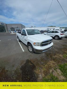 Bright White Clearcoat 2016 RAM 1500 SLT