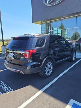 Shadow Black 2017 Ford Explorer XLT