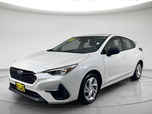 Crystal White Pearl 2024 Subaru Impreza Base