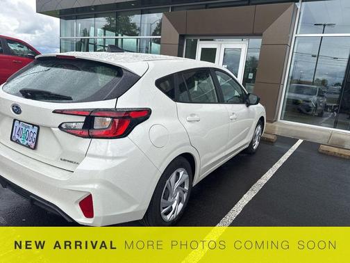 Crystal White Pearl 2024 Subaru Impreza Base