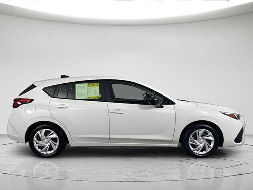 Crystal White Pearl 2024 Subaru Impreza Base