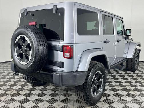 Billet Metallic Clearcoat 2014 Jeep Wrangler Unlimited Polar Edition