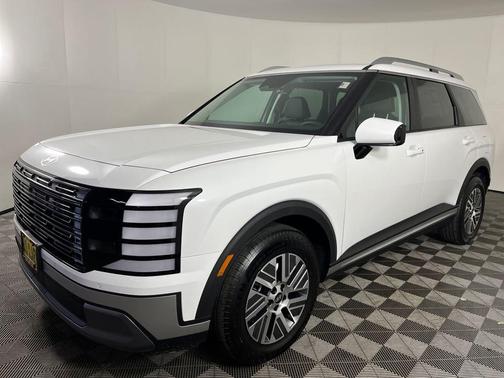 Creamy White Pearl 2026 Hyundai Palisade Hybrid SEL 7P