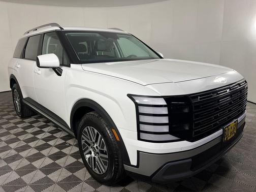 Creamy White Pearl 2026 Hyundai Palisade Hybrid SEL 7P