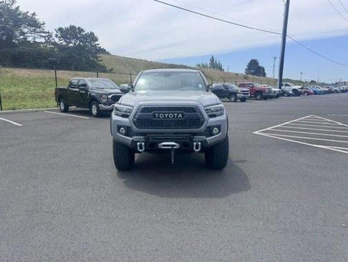 Cement 2021 Toyota Tacoma TRD Off Road