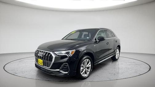 Mythos Black Metallic 2023 Audi Q3 Premium 45 TFSI S line quattro Tiptronic
