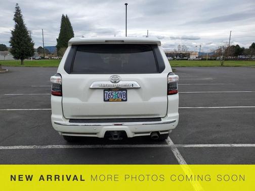 Blizzard Pearl 2018 Toyota 4Runner Limited