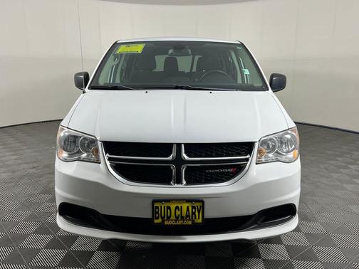 White Knuckle Clearcoat 2019 Dodge Grand Caravan SE