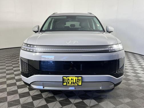 Cyber Gray 2026 Hyundai IONIQ 9 SEL