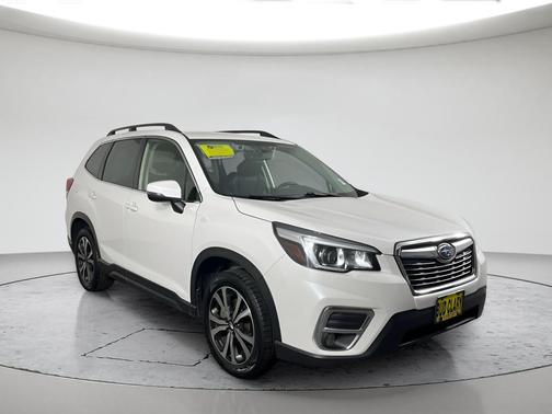 Crystal White Pearl 2020 Subaru Forester Limited