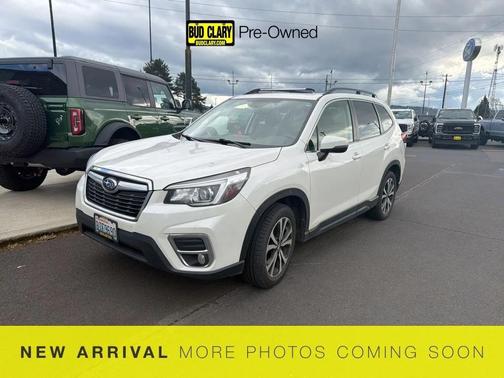 Crystal White Pearl 2020 Subaru Forester Limited