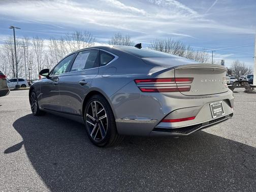 2025 Genesis G80 2.5T Advanced