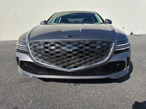 2025 Genesis G80 2.5T Advanced