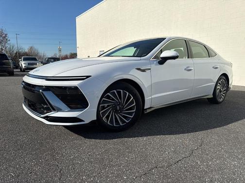 2025 Hyundai SONATA Hybrid Limited