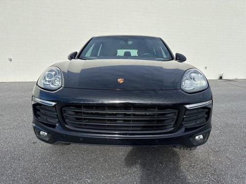 2017 Porsche Cayenne Platinum Edition