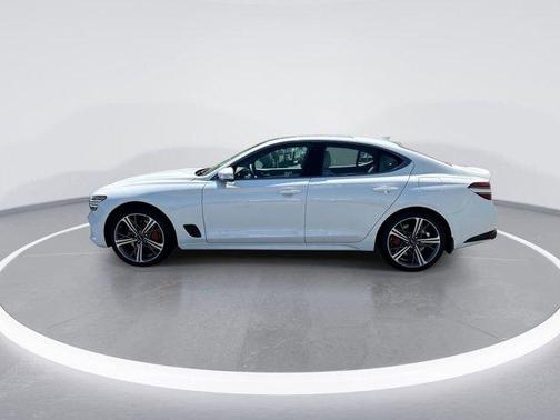 2025 Genesis G70 2.5T