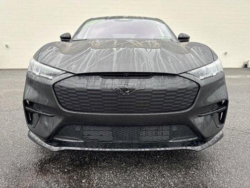 2022 Ford Mustang Mach-E GT