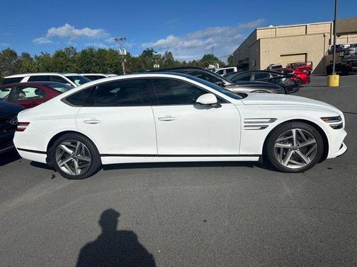 2023 Genesis G80 2.5T