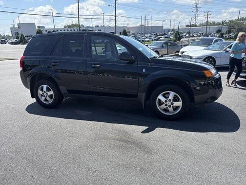 2005 Saturn Vue BASE