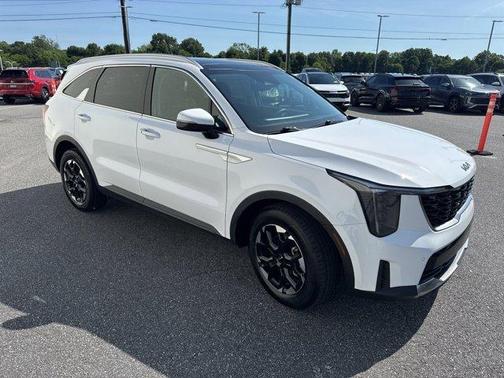 Glacial White Pearl 2025 Kia Sorento S
