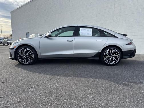 2025 Hyundai IONIQ 6 Limited