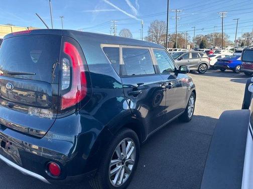 2017 Kia Soul +