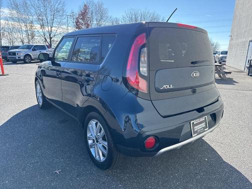 2017 Kia Soul +