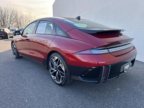 2025 Hyundai IONIQ 6 Limited