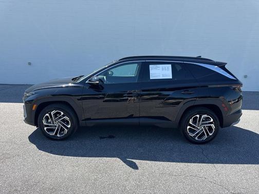 Phantom Black 2026 Hyundai TUCSON Limited