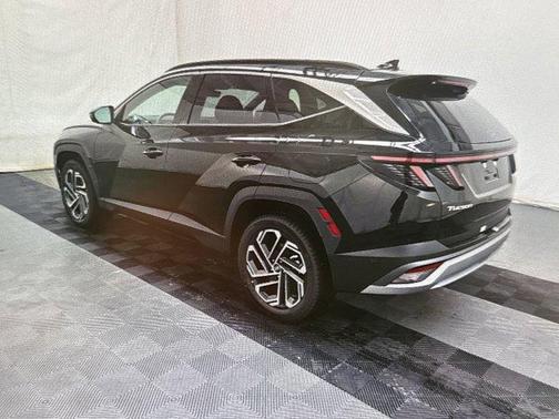 Phantom Black 2026 Hyundai TUCSON Limited