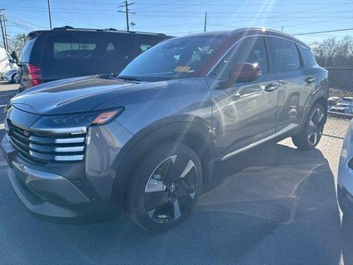 2025 Nissan Kicks SR