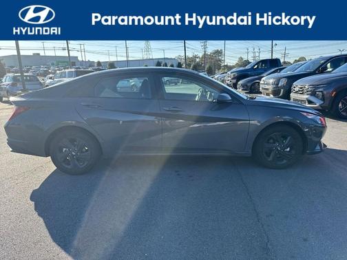 2023 Hyundai ELANTRA HEV Blue