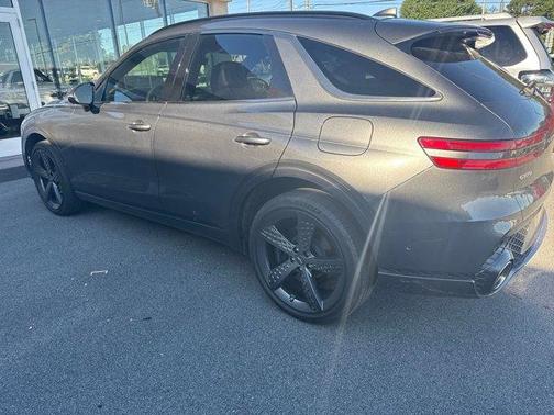 2024 Genesis GV70 2.5T