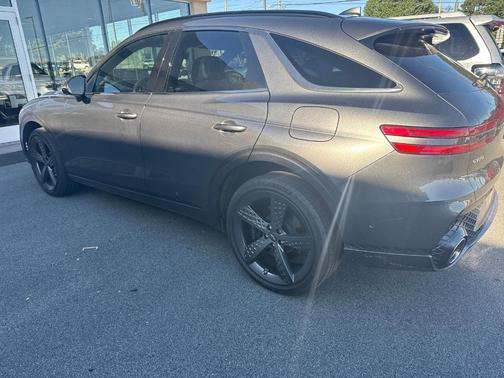 2024 Genesis GV70 2.5T