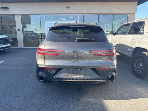 2024 Genesis GV70 2.5T