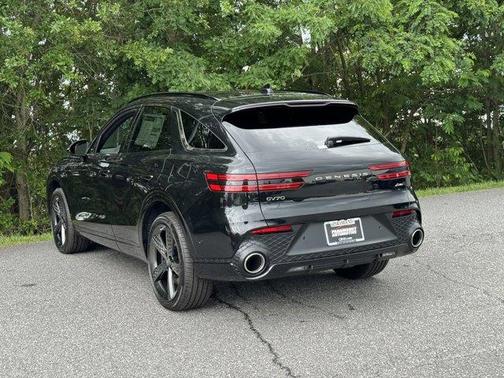 2025 Genesis GV70 2.5T