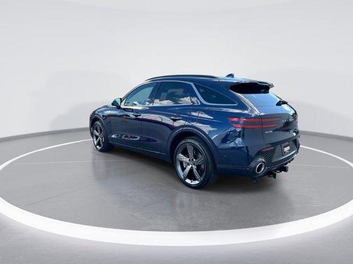 2024 Genesis GV70 2.5T