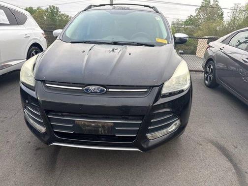Tuxedo Black Metallic 2015 Ford Escape SE