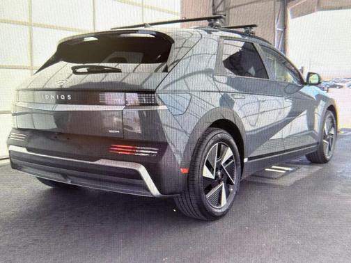 2025 Hyundai IONIQ 5 SEL