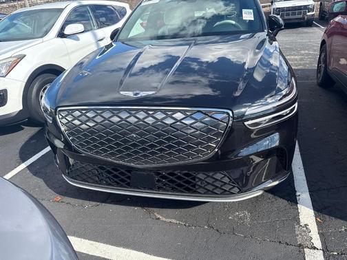 2024 Genesis Electrified GV70 Advanced