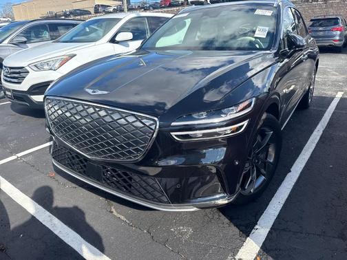 2024 Genesis Electrified GV70 Advanced