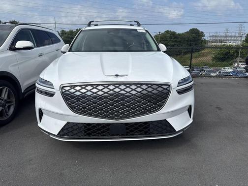 2024 Genesis Electrified GV70 Advanced