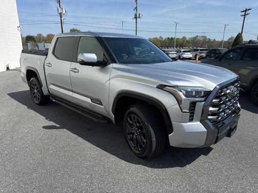 2023 Toyota Tundra Platinum