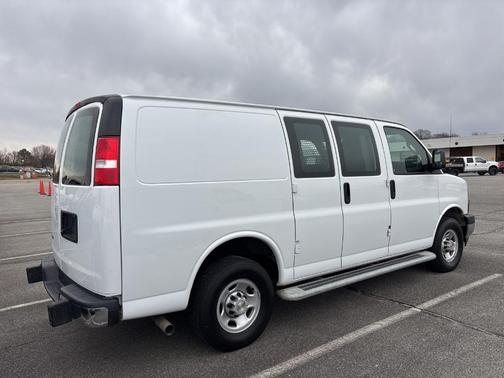 2024 GMC Savana 2500 Work Van