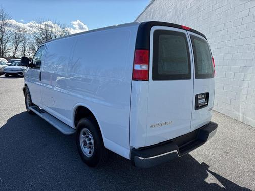 2024 GMC Savana 2500 Work Van