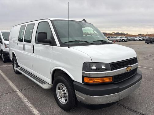 2024 GMC Savana 2500 Work Van