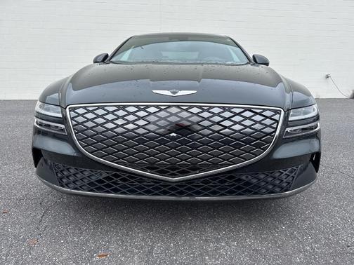 2024 Genesis Electrified G80 Advanced